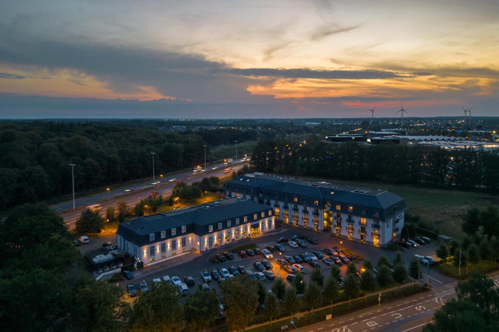 Van Der Valk Hotel Brugge Oostkamp Exterior foto